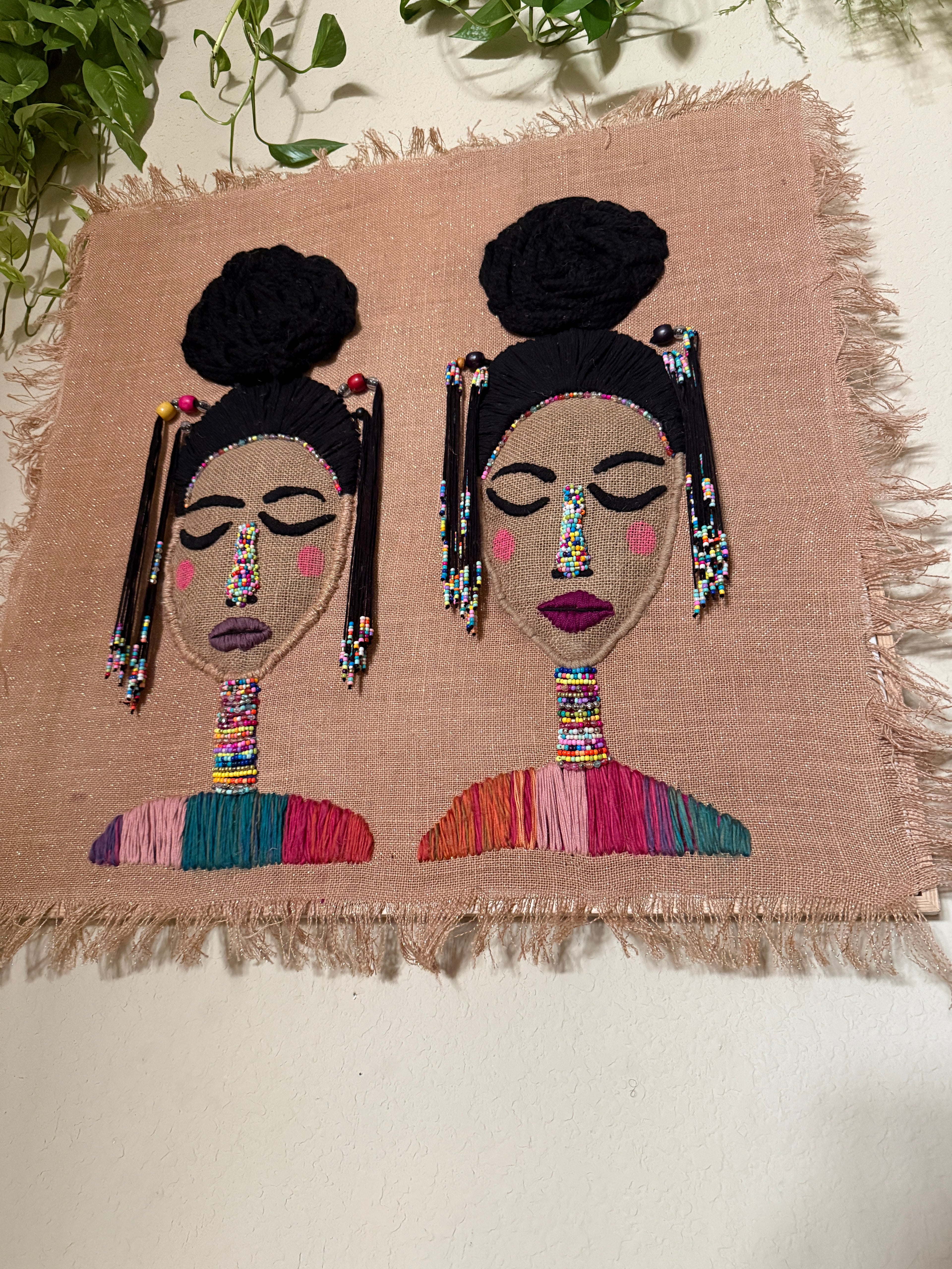 BEADED BONDS LARGE BURLAP YARN ART WALL DISPLAY
